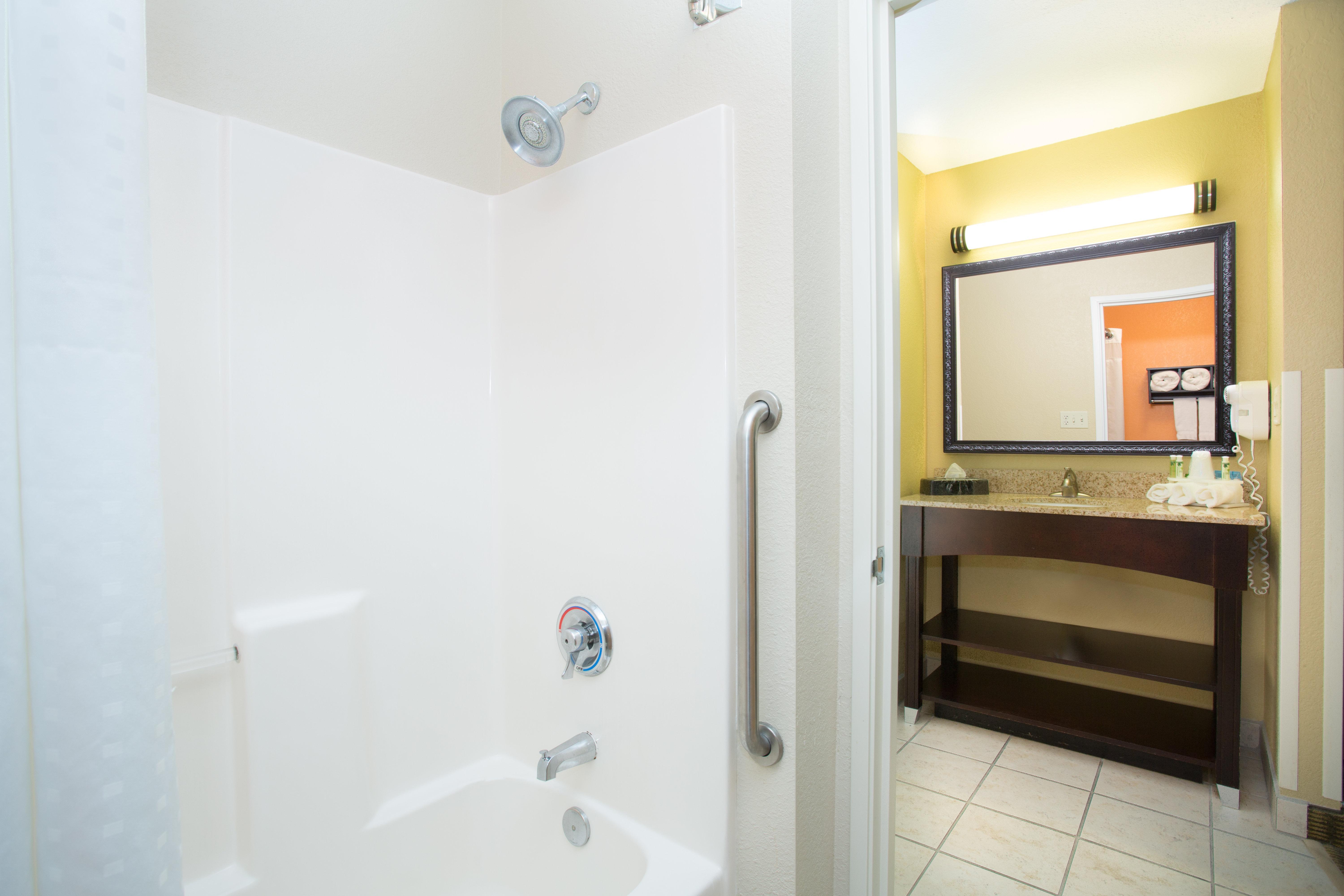 Holiday Inn Express Hotel & Suites Lexington By Ihg Extérieur photo
