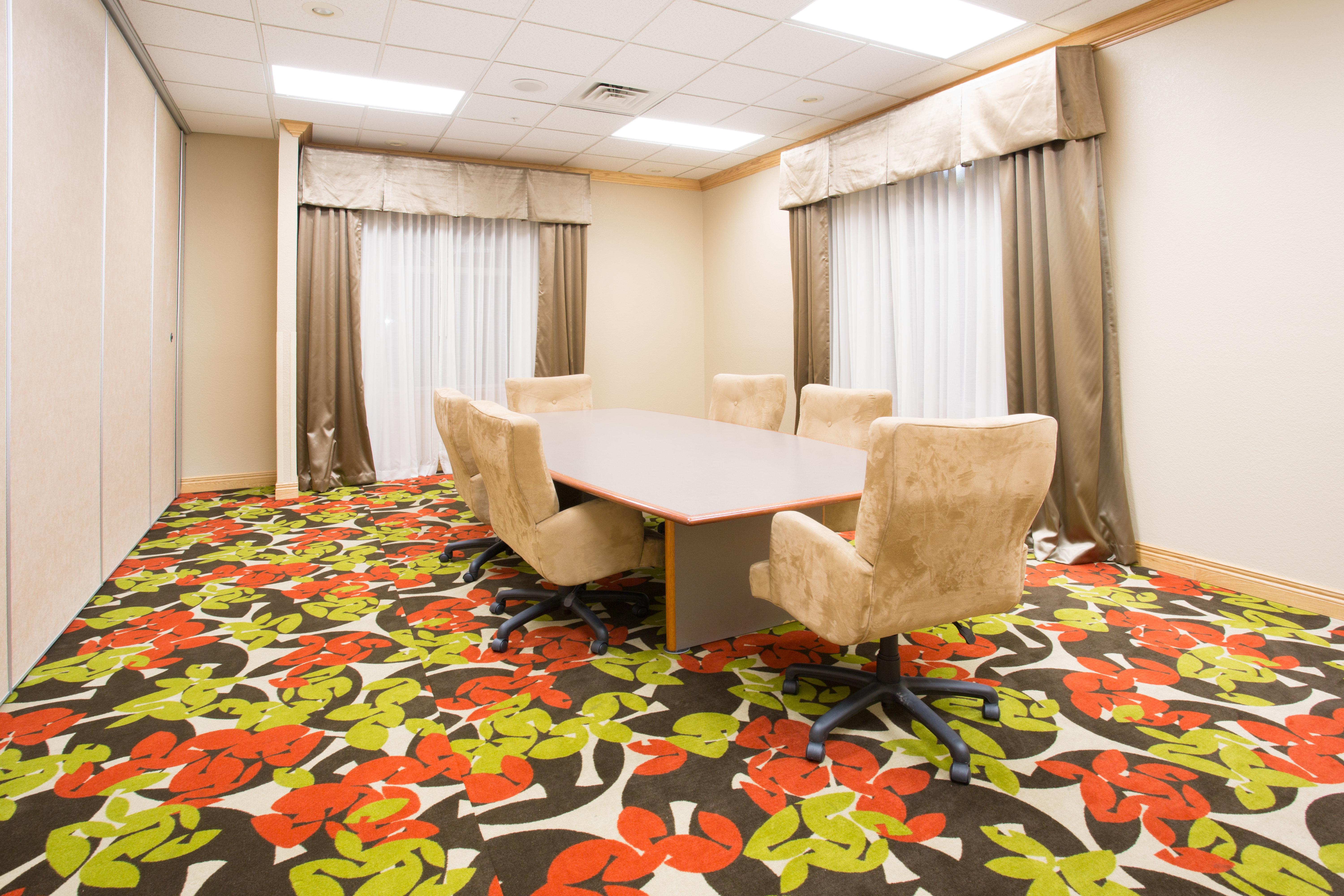 Holiday Inn Express Hotel & Suites Lexington By Ihg Extérieur photo