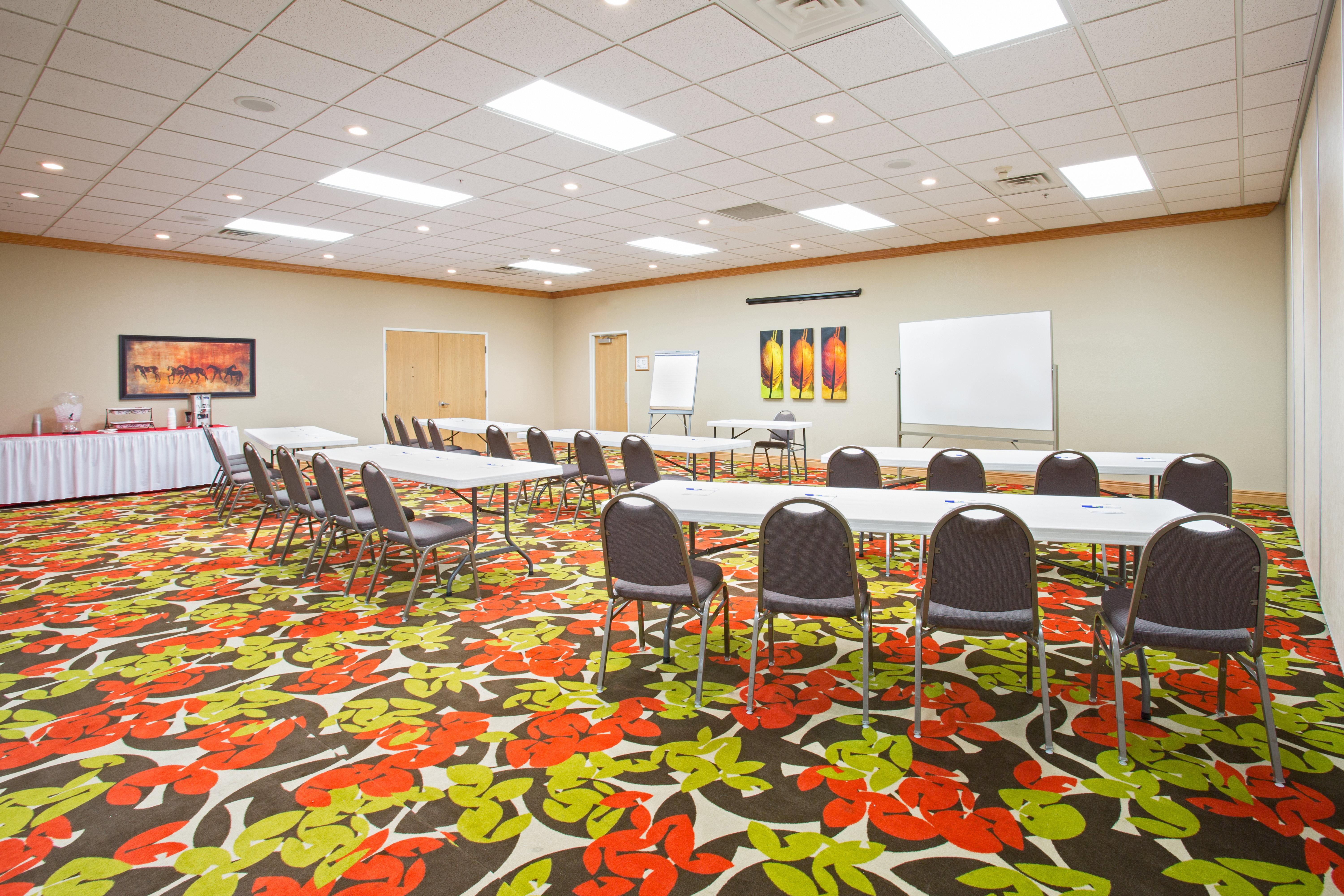 Holiday Inn Express Hotel & Suites Lexington By Ihg Extérieur photo