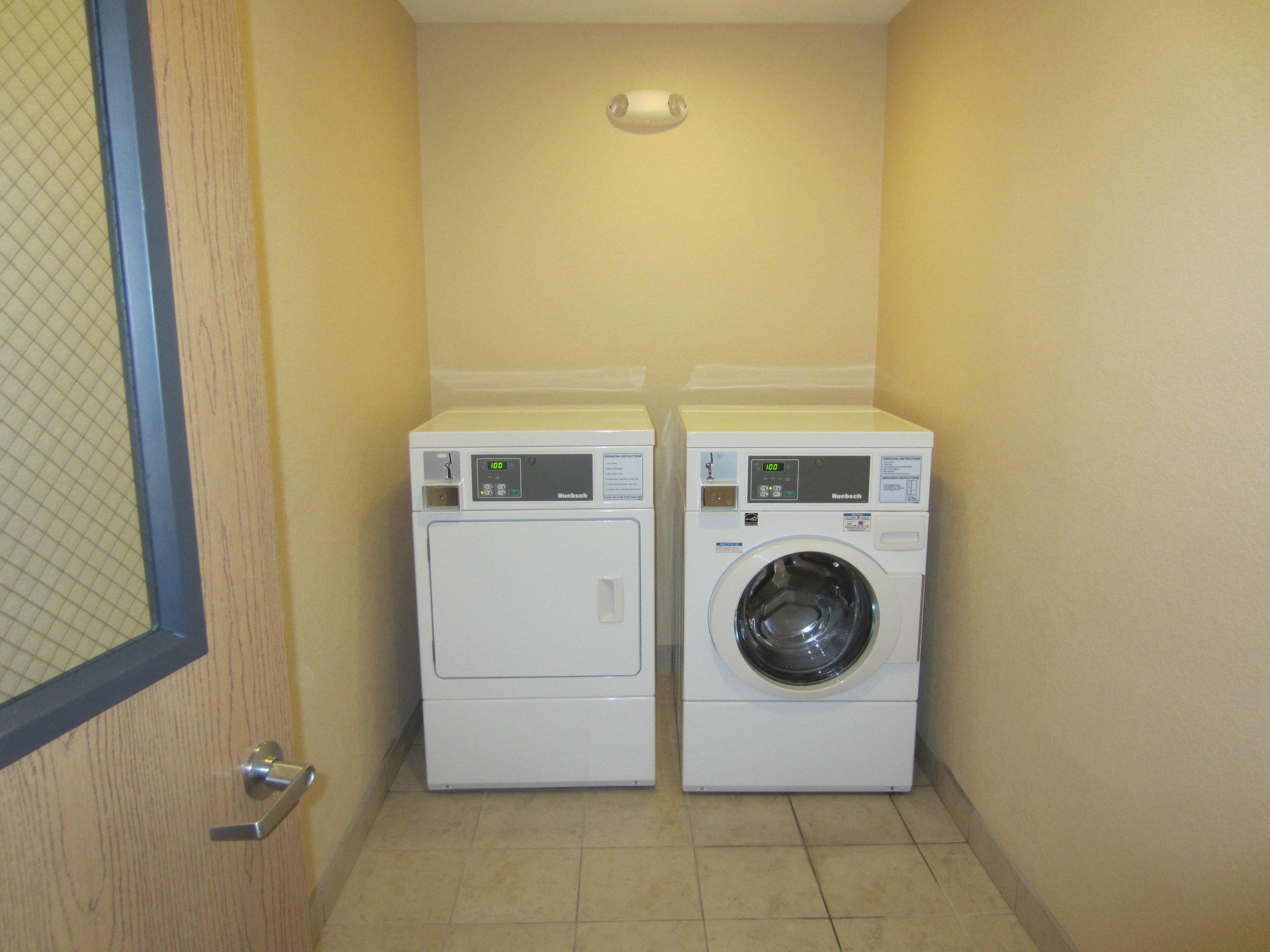 Holiday Inn Express Hotel & Suites Lexington By Ihg Extérieur photo