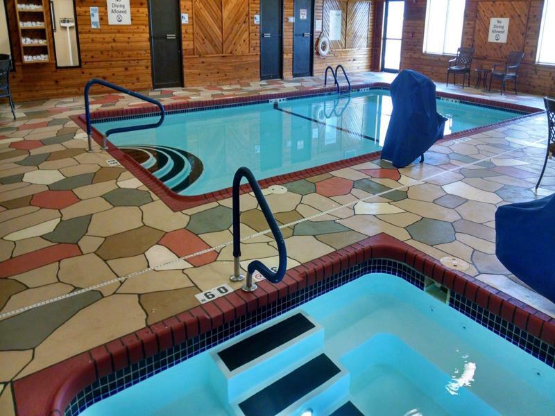 Holiday Inn Express Hotel & Suites Lexington By Ihg Extérieur photo