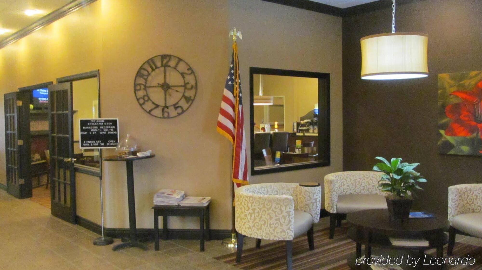Holiday Inn Express Hotel & Suites Lexington By Ihg Extérieur photo