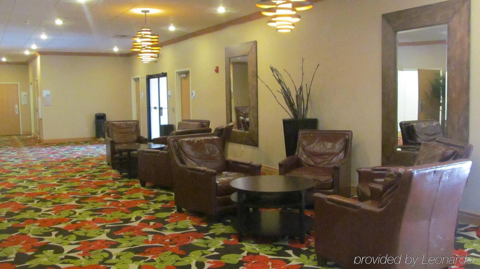 Holiday Inn Express Hotel & Suites Lexington By Ihg Extérieur photo