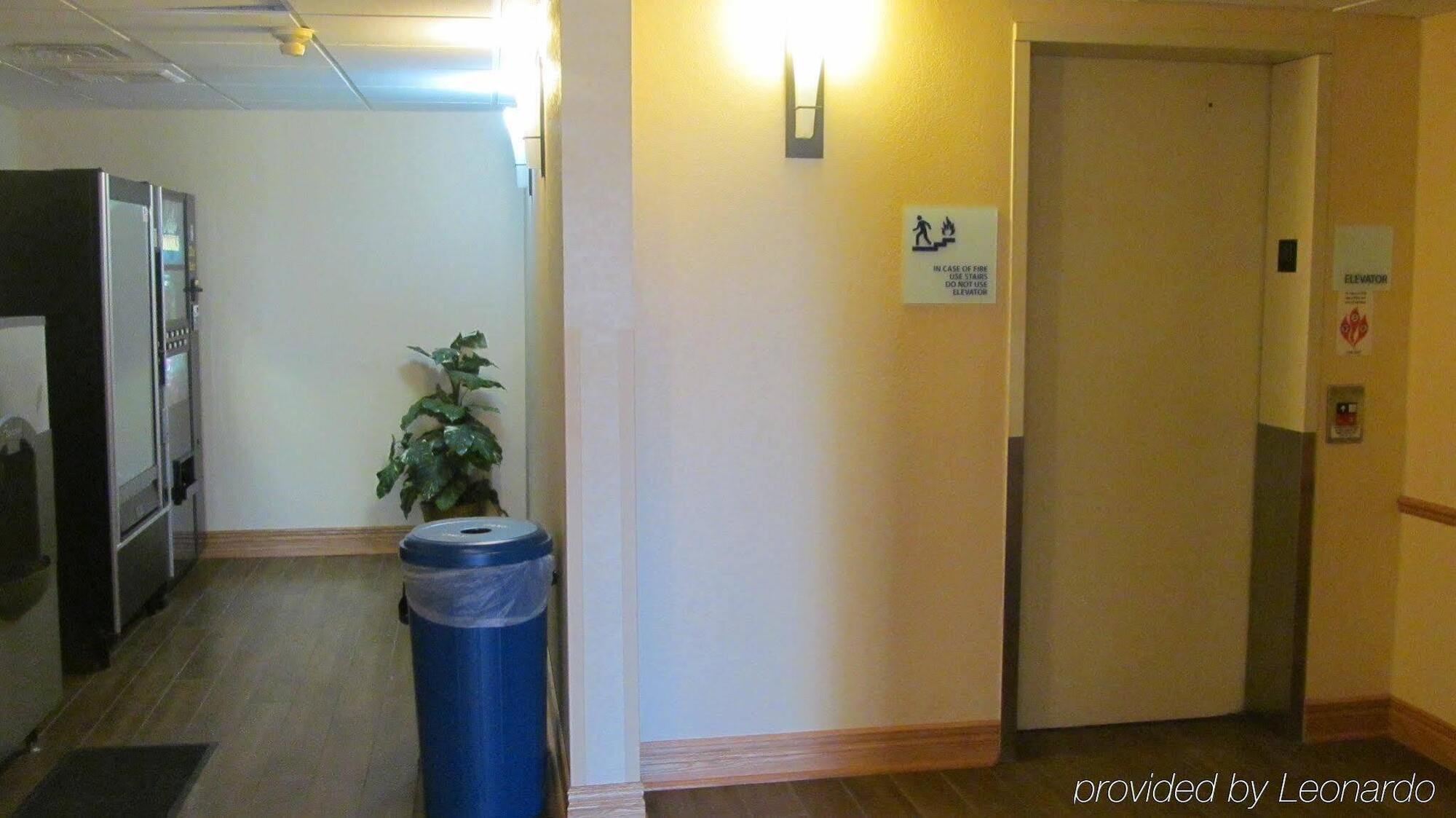 Holiday Inn Express Hotel & Suites Lexington By Ihg Extérieur photo
