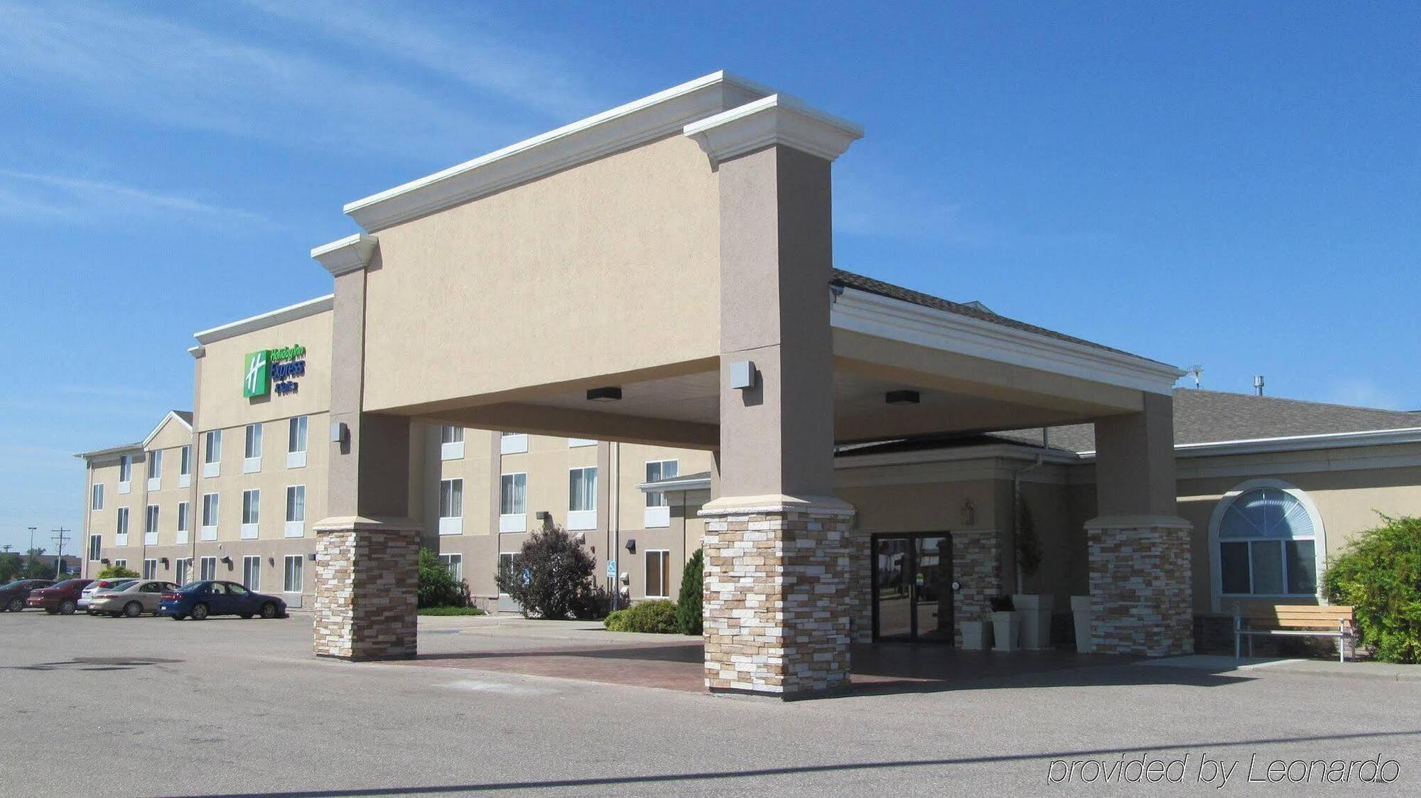 Holiday Inn Express Hotel & Suites Lexington By Ihg Extérieur photo